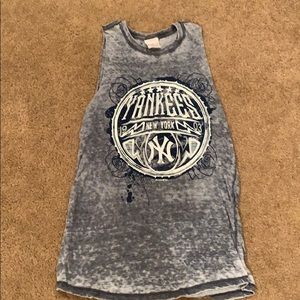 Yankees tank top